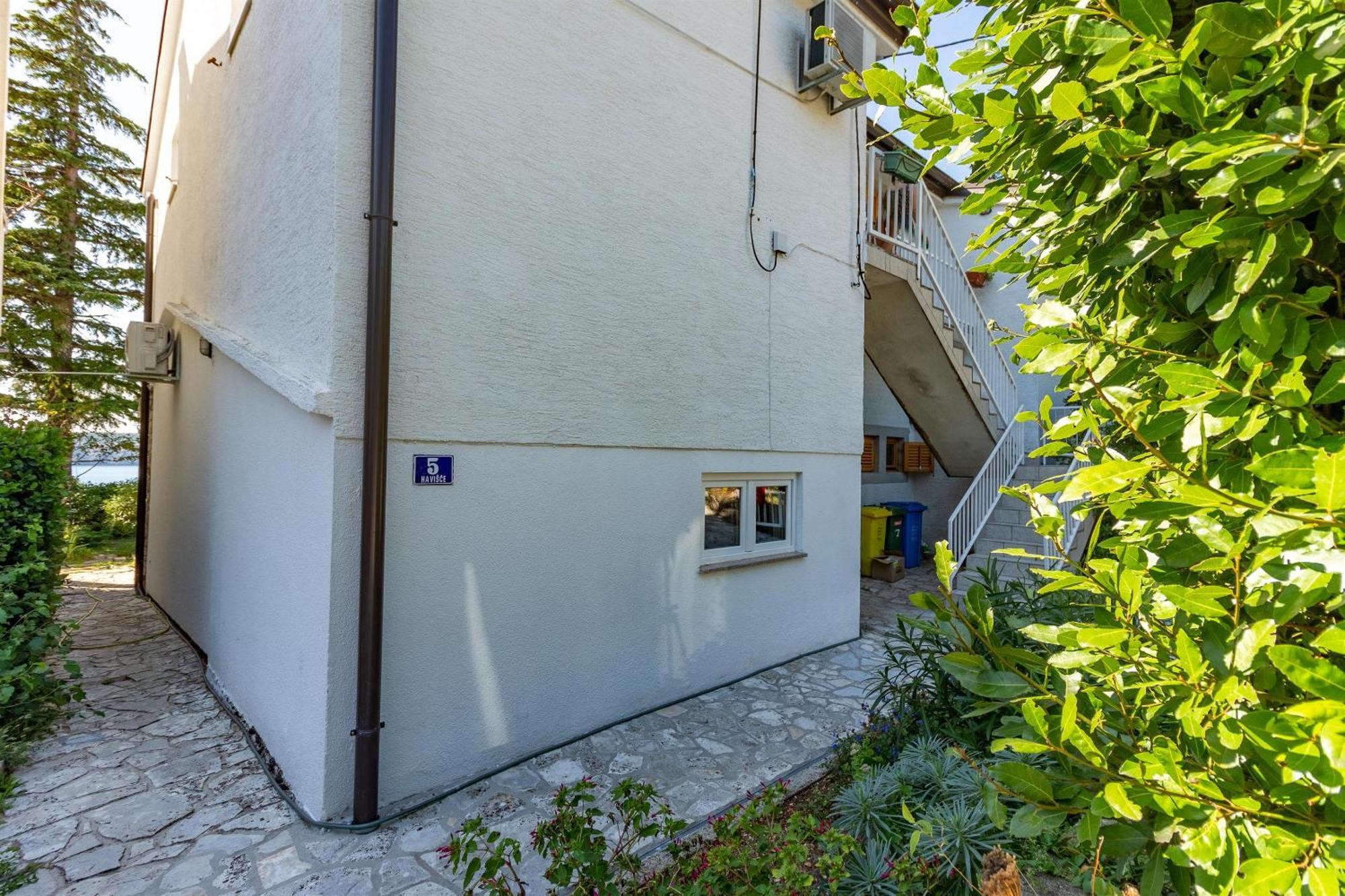 Apartment Seneca Ядраново Екстериор снимка